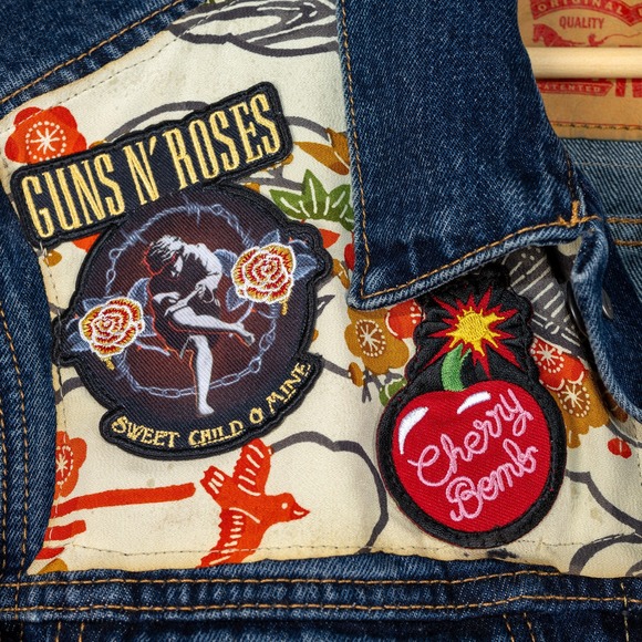 Vintage Levi's‎ Patched Denim Jacket S Authentic 70s-90s Patches Guns N Roses - Picture 10 of 16